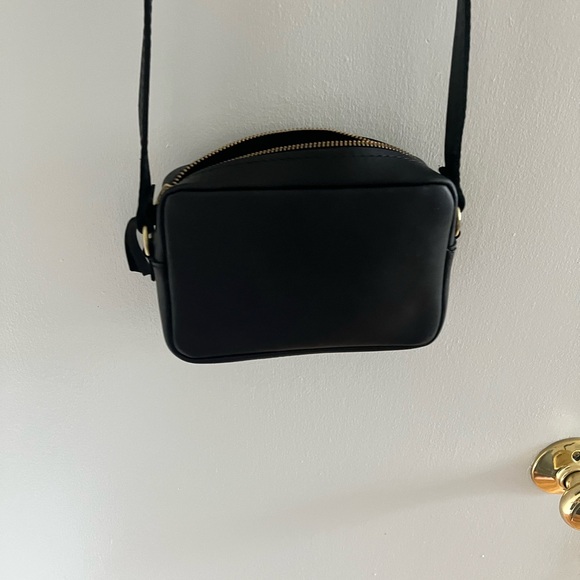 Portland Leather Almost Perfect Black Camera Purse Small - Picture 3 of 7